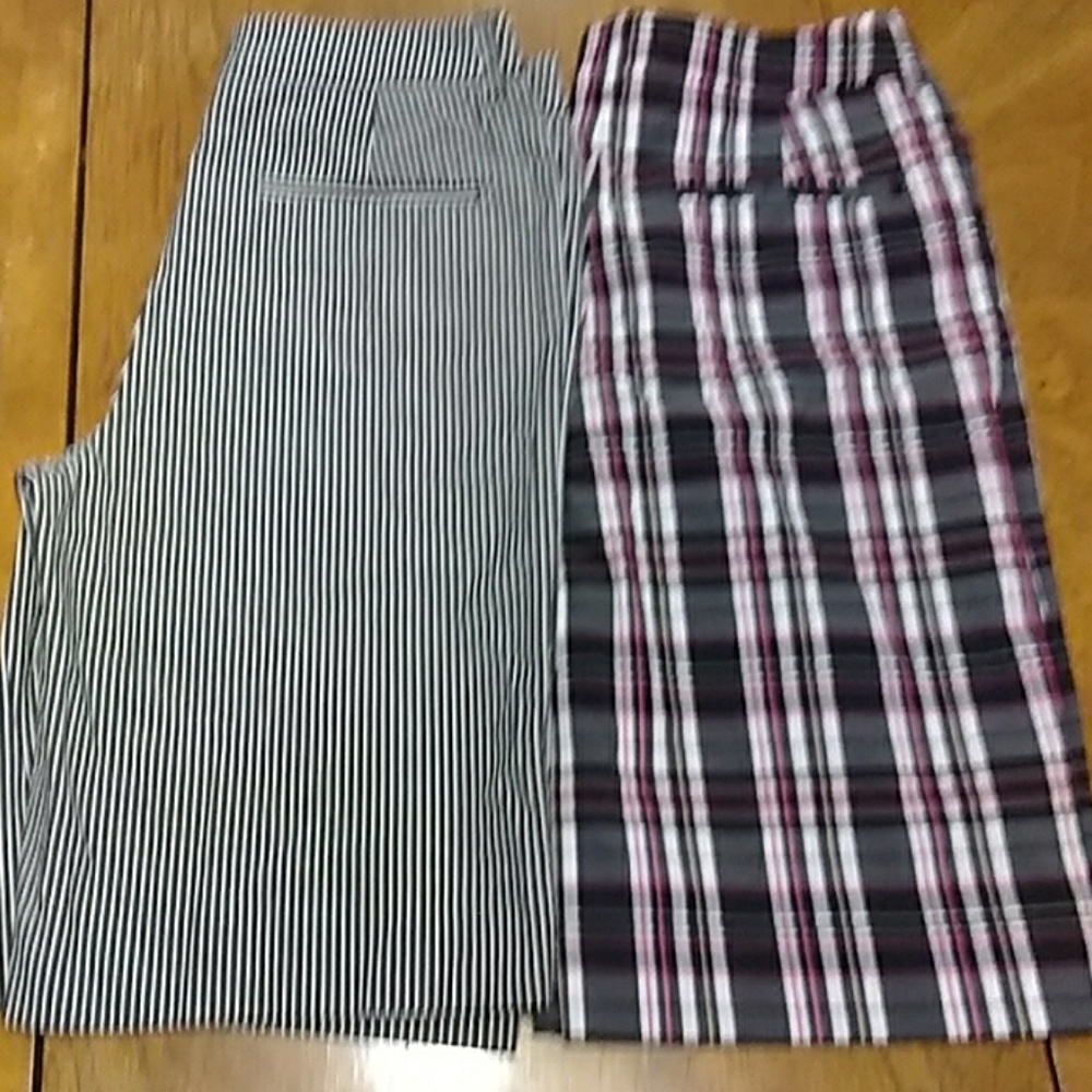 BNWOT 2 PAIRS ANNE KLEIN STRETCH BERMUDAS SIZE 8